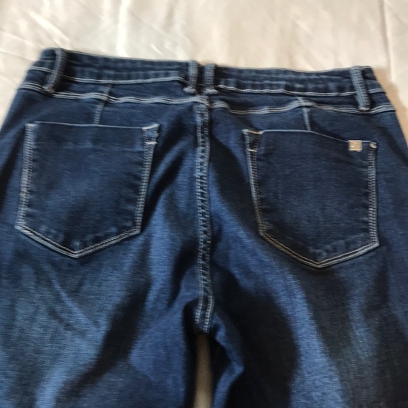 Bebe Jeans - Picture 7 of 8